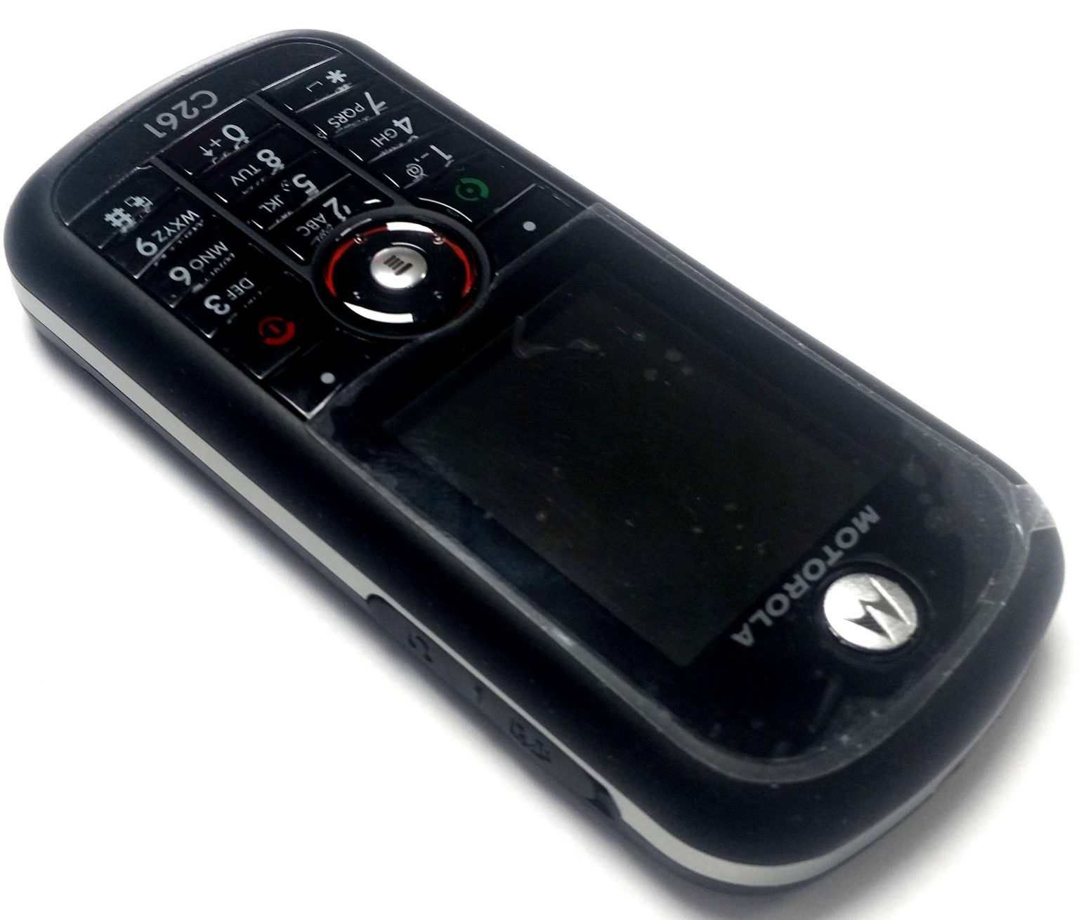 Motorola c261 не включается