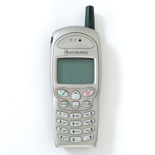 audiovox cell phone Dual Band  Silver color