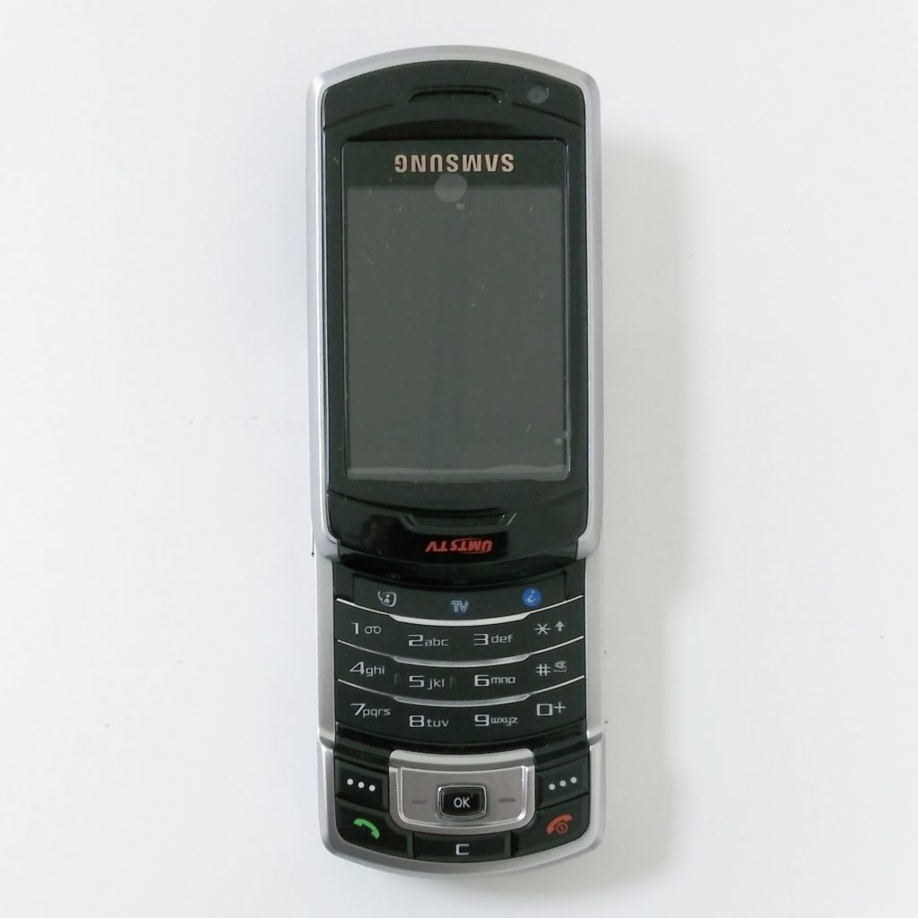 Samsung SGH-P930 Unlocked GSM Triband Cell Phone With