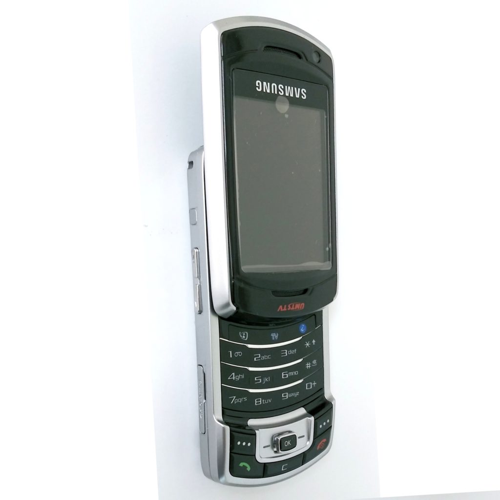 Samsung SGH-P930 Unlocked GSM Triband Cell Phone With Camera