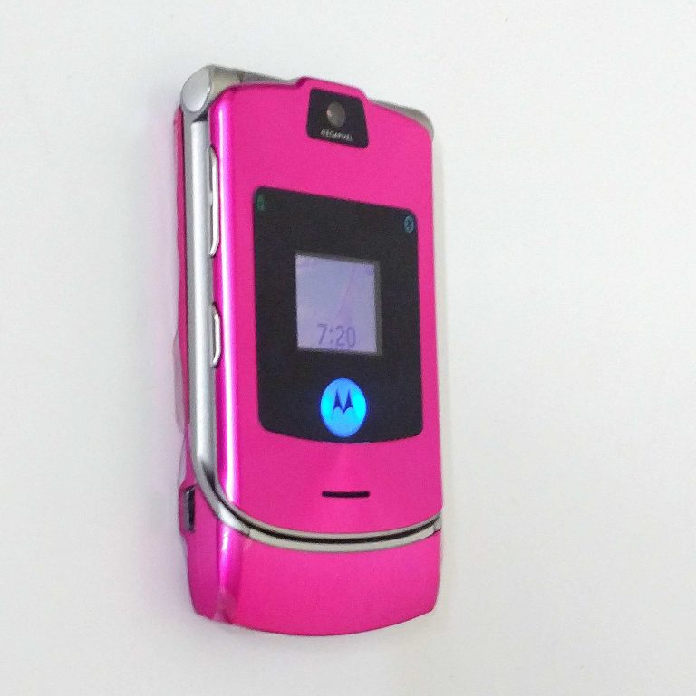 Моторола раскладушка razr v3i